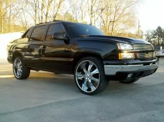 Research 2005
                  Chevrolet Avalanche pictures, prices and reviews